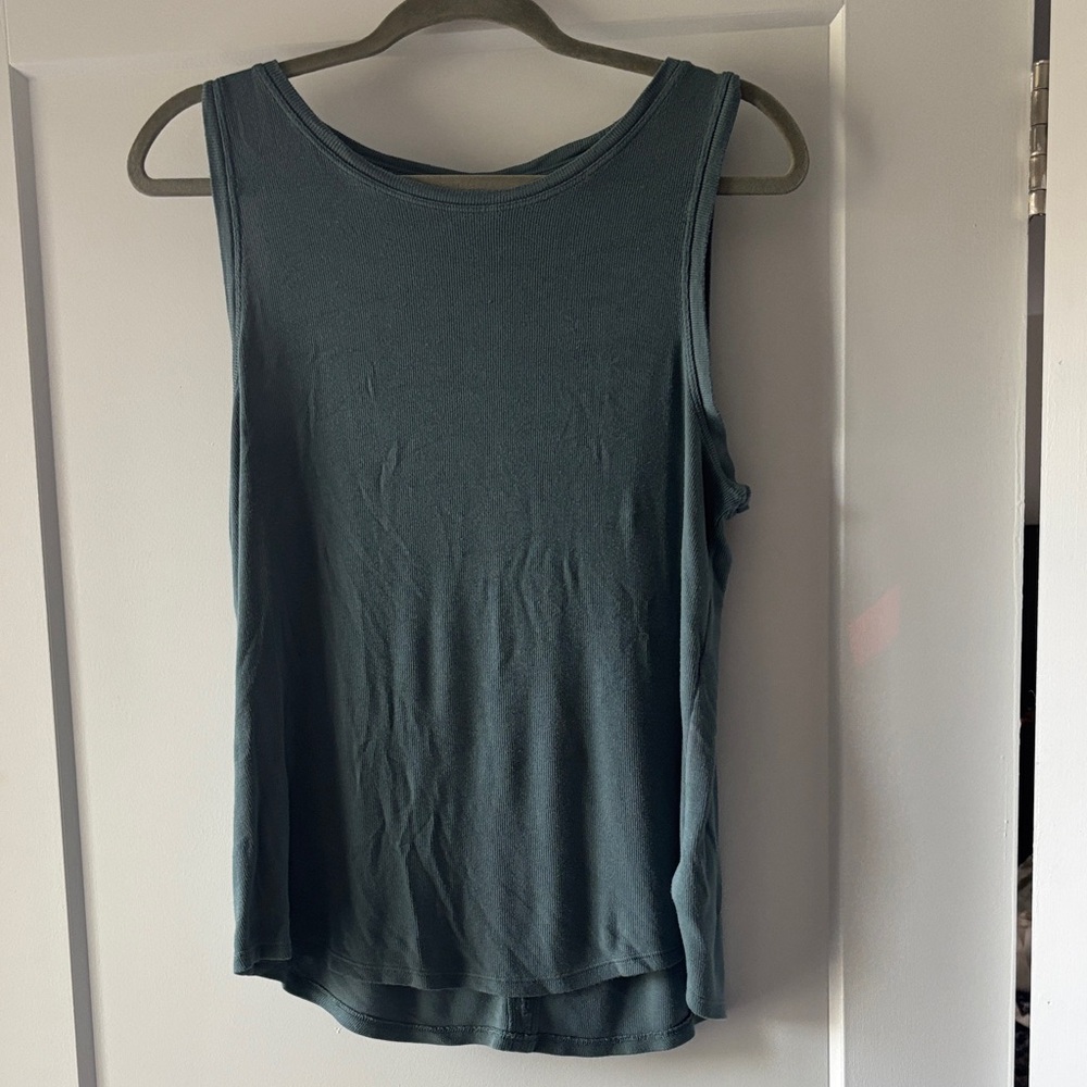 Athleta Rib Keyhole Tank